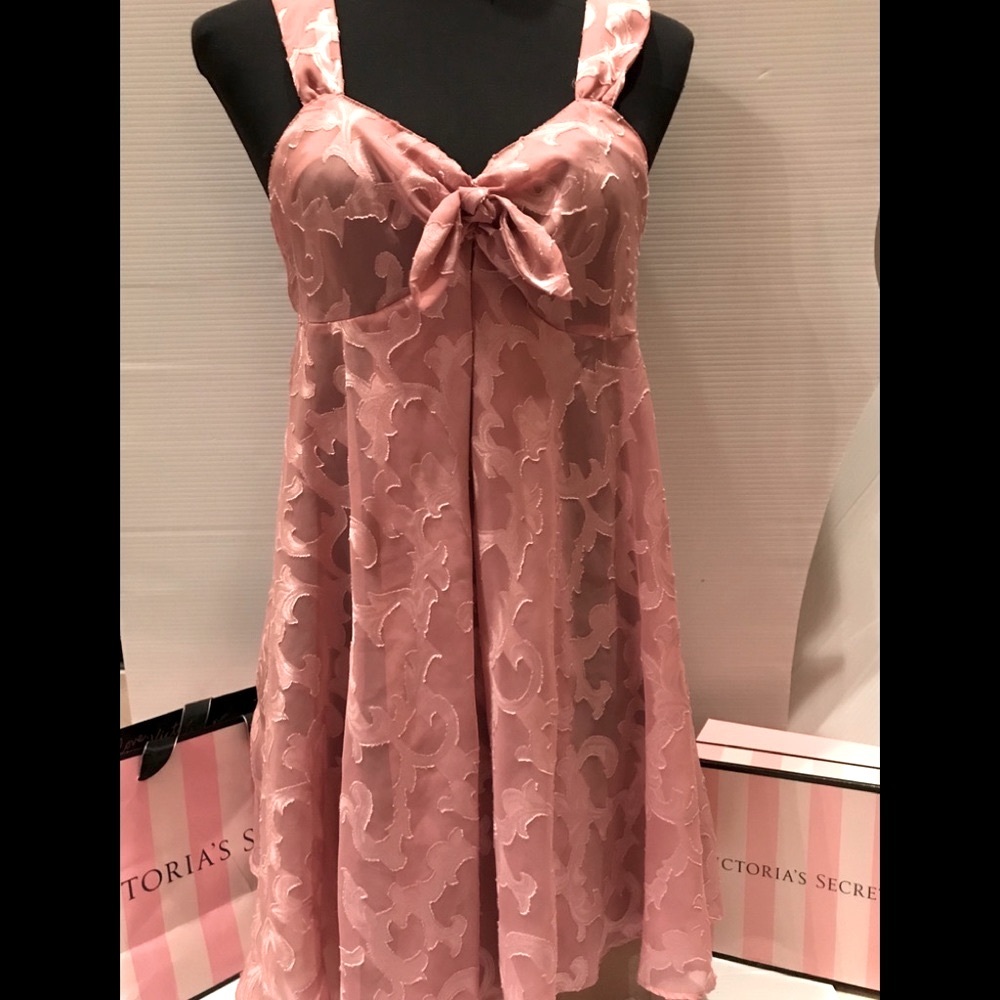 Victoria’s Secret Sheer Babydoll Nightie / Sleepwear Womens Size small